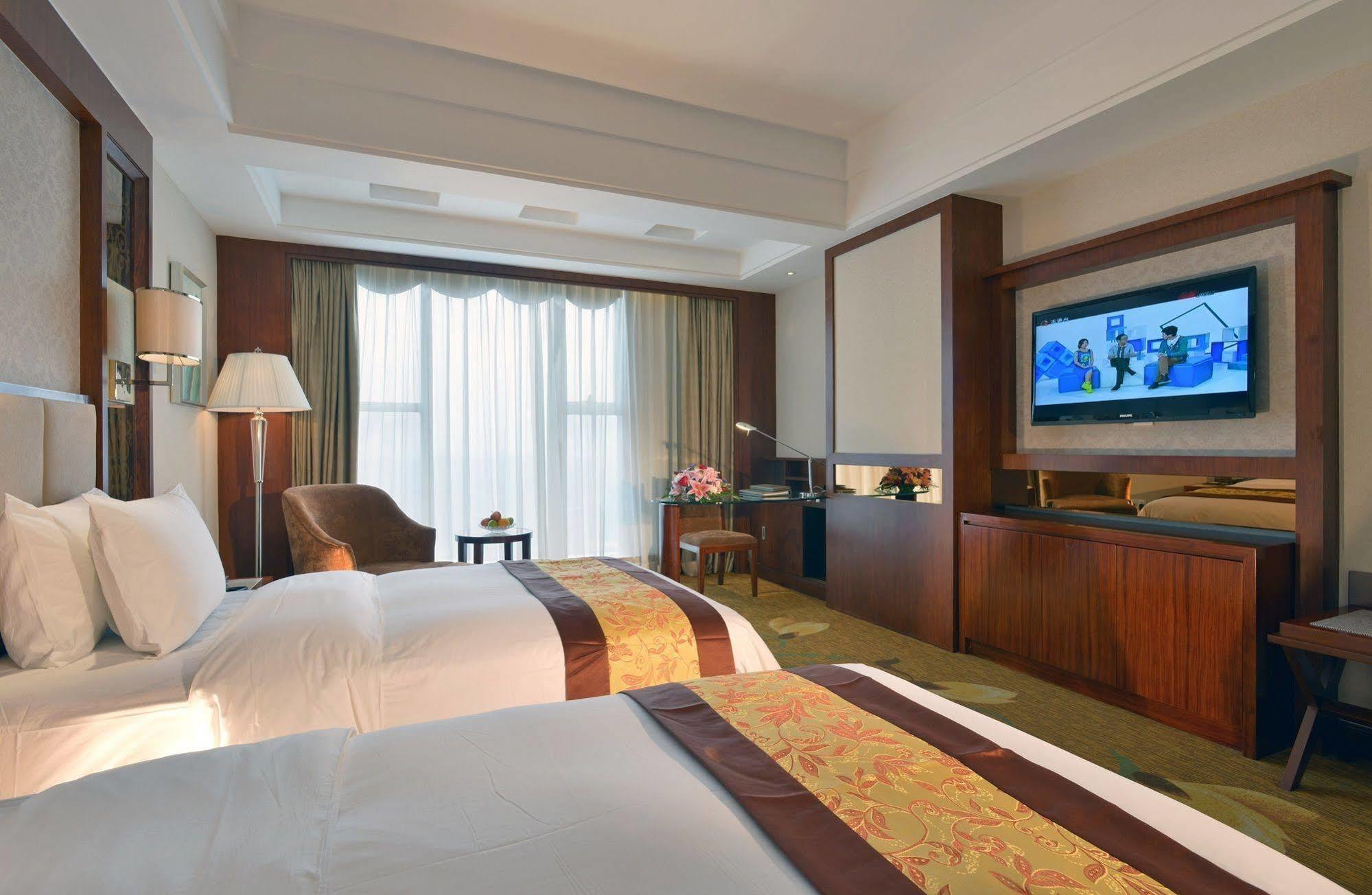 Dongguan Huilihua Hotel Bagian luar foto